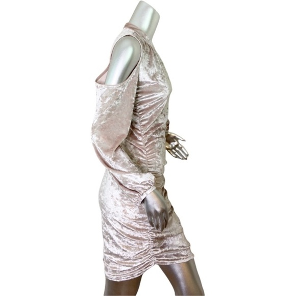 Express Crushed Velvet Cold Shoulder, Ruched Sides, Stretch Size S - Picture 3 of 7